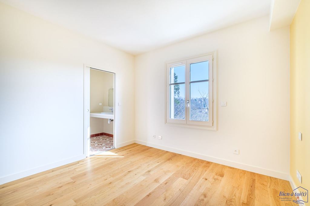 Maison d'architecte CHARBONNIERES LES BAINS (69260) BIEN A TOI(T)