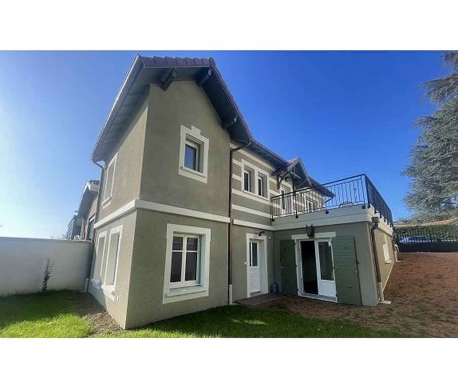 Maison d'architecte CHARBONNIERES LES BAINS (69260) BIEN A TOI(T)